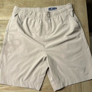 Vineyard Vines Shorts Kids Size XL